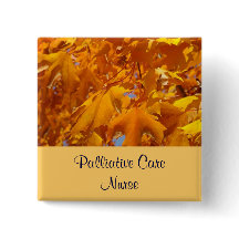 Enfermeiras paliativas das folhas do ouro dos