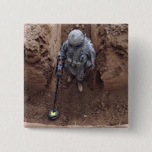 Bóton Quadrado 5.08cm Especialista procura um cache de armas