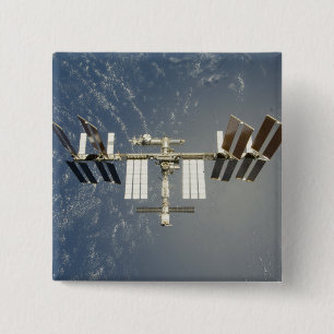 Bóton Quadrado 5.08cm Estação espacial internacional backdropped