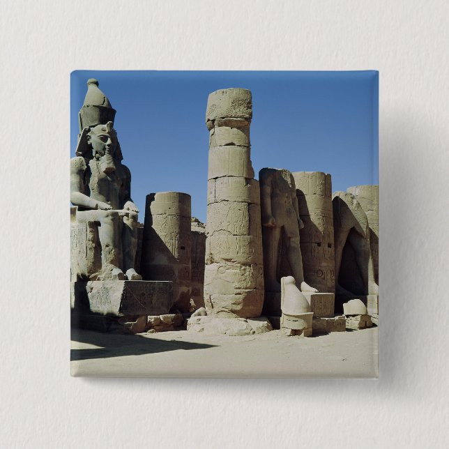 Bóton Quadrado 5.08cm Estátua assentada de Ramesses II (Frente)