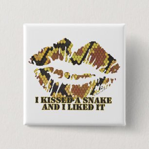 Bóton Quadrado 5.08cm Eu beijei um Cobra castanho e Impressão Dourado