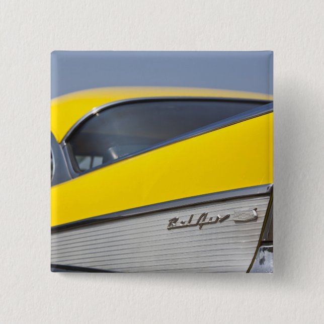 Bóton Quadrado 5.08cm EUA, Massachusetts, Gloucester. Detalhe de 1957 (Frente)