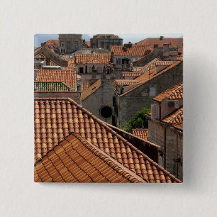 Bóton Quadrado 5.08cm Europa, Croácia. Cidade medieval amuralhada de 2