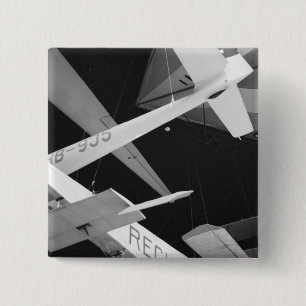 Bóton Quadrado 5.08cm Europa, Suiça, Lucerna. Planador aéreo