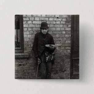 Bóton Quadrado 5.08cm Fósforo-Vendedor. c.1900