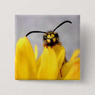 Bóton Quadrado 5.08cm Funny Wasp Button
