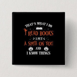 Bóton Quadrado 5.08cm Halloween Eu Chego E Leio Livros No Aniversário