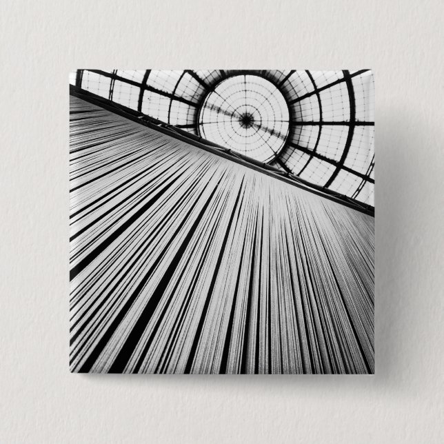 Bóton Quadrado 5.08cm Milano Itália, exibição na Galleria (Frente)