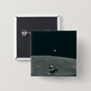 Bóton Quadrado 5.08cm Módulo Lunar Apollo e nascer da Terra sobre a Lua