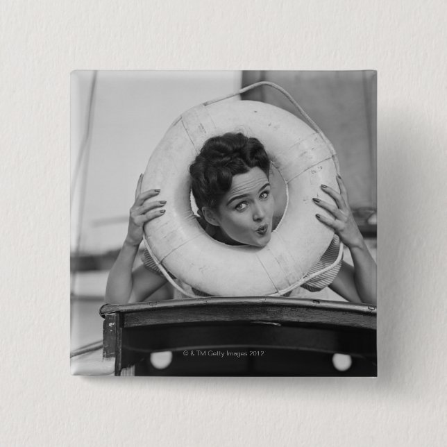 Bóton Quadrado 5.08cm Mulher que levanta 3 (Frente)