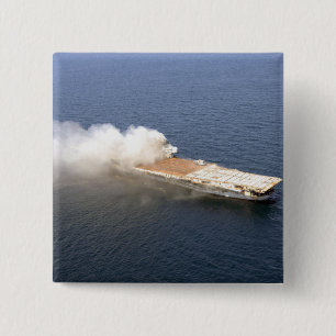 Bóton Quadrado 5.08cm O ex-Oriskany, um carr desarmado dos aviões