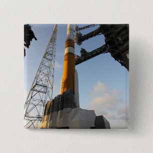 Bóton Quadrado 5.08cm O foguete do delta IV
