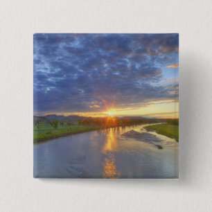 Bóton Quadrado 5.08cm O Rio Powder pega a última luz em Custer