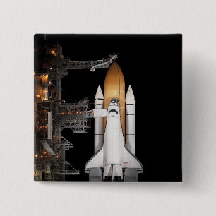Bóton Quadrado 5.08cm O vaivém espacial Atlantis senta pronto