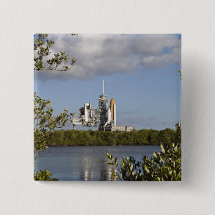Bóton Quadrado 5.08cm O vaivém espacial Atlantis senta pronto
