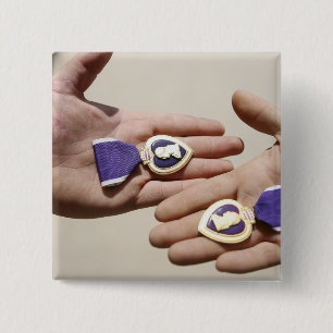 Bóton Quadrado 5.08cm Os receptores de Purple Heart indicam suas