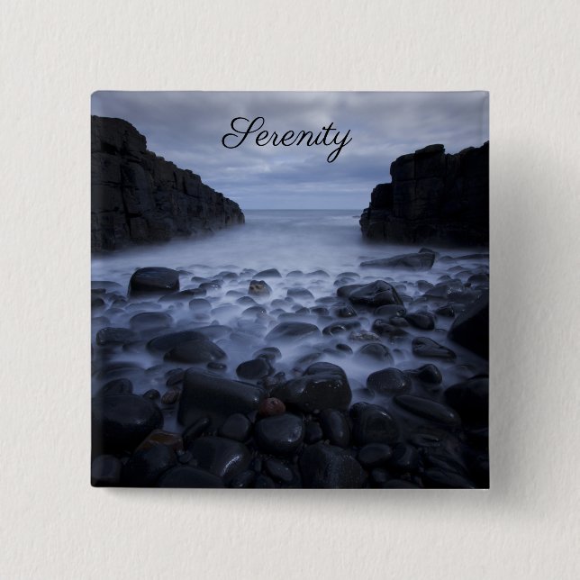 Bóton Quadrado 5.08cm Pebolhas e Rochas ao longo da costa oceânica (Frente)