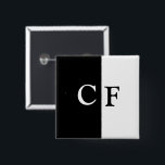 Bóton Quadrado 5.08cm Sinais personalizados em metades pretas e brancas<br><div class="desc">Preto e branco mete as iniciais personalizadas design de texto simples minimalista.</div>