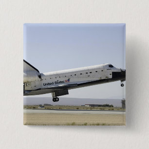 Bóton Quadrado 5.08cm Space Shuttle Atlantis se prepara para pousar 2