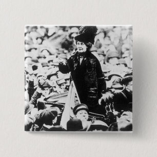 Bóton Quadrado 5.08cm Sra. Emmeline Pankhurst Addressing uma multidão