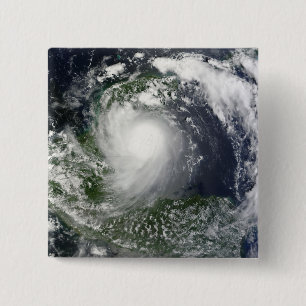 Bóton Quadrado 5.08cm Tempestade tropical Karl sobre a península do