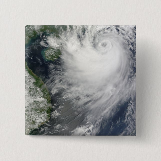 Bóton Quadrado 5.08cm Tempestade tropical Koppu perto de terra (Frente)