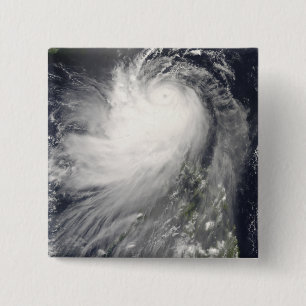 Bóton Quadrado 5.08cm Tufão Nuri sobre as ilhas filipinos