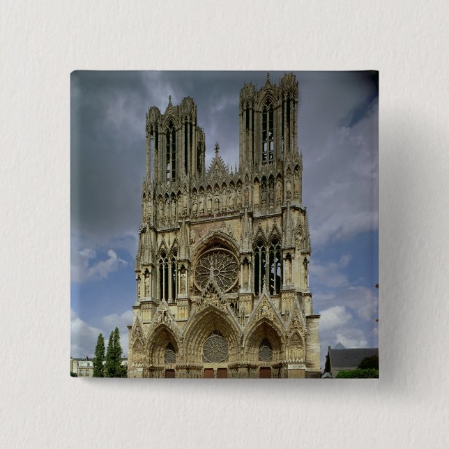 Bóton Quadrado 5.08cm Vista da fachada ocidental (Frente)