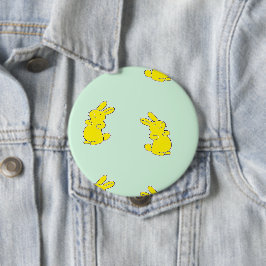Bóton Redondo 10.16cm Coelhinhos amarelos felizes no chalé