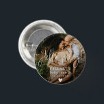 Bóton Redondo 2.54cm Chá de fraldas Elegante de Caligrafia Olá bebê<br><div class="desc">Crie o chá de fraldas perfeito com a minha coleção encantadora de Whimsical Calliografia Black and White Baby Shower Invices and Decor. Elevem sua celebração com designs monocromáticos elegantes, com caligrafia intrincada e elementos minimalistas. Crie momentos inesquecíveis para seu dia especial com este encantador conjunto de convites e decorações, perfeito...</div>