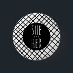 Bóton Redondo 2.54cm ELA/SUA Pronunciante Grelha Feita à Mão Preta Bran<br><div class="desc">Decorre sua roupa com este botão de arte legal. Faz um presente excelente! Você pode personalizá-lo e adicionar texto também. Procure em meu compro muito mais cores e padrões! Avise-me se quiser algo personalizado também.</div>