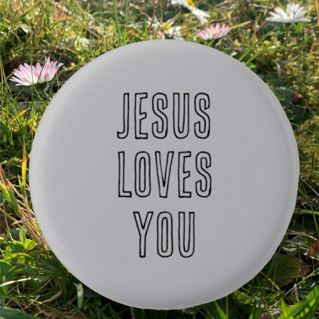 Bóton Redondo 2.54cm Jesus Te Ama Cinzas Personalizadas E Cristão Negro (Customize this Christian Faith quote "Jesus Loves You" pin on button.  Modern black script on grey.)