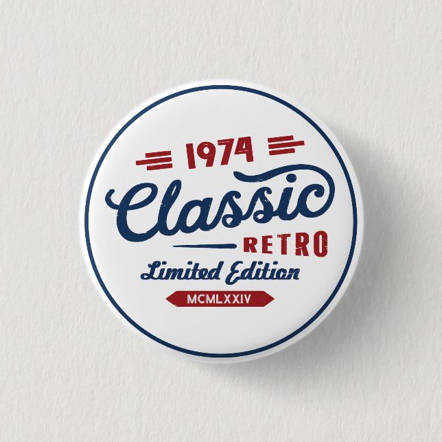 Bóton Redondo 2.54cm Presente de Aniversário Retroativo Clássico | Pers (Frente)