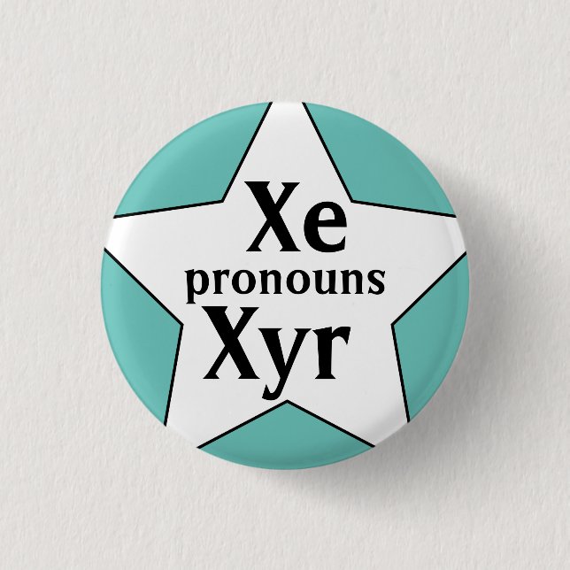 Bóton Redondo 2.54cm Pronomes Xe Xyr Estrelados (Frente)