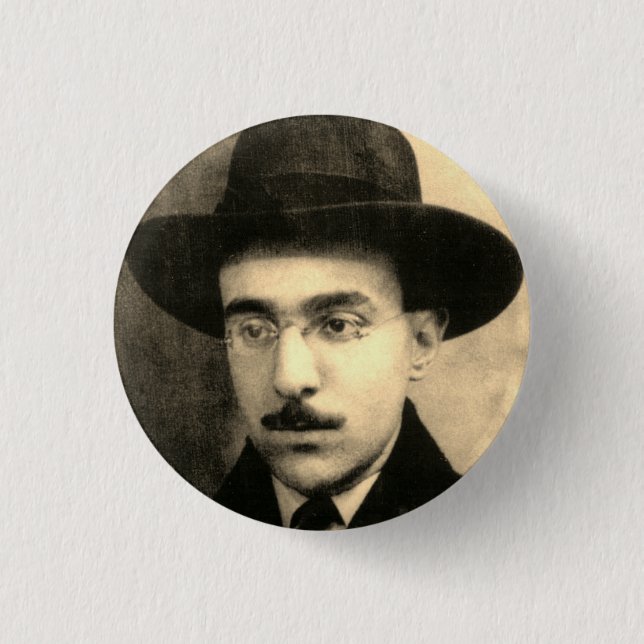 Bóton Redondo 2.54cm Retrato e Assinatura de Fernando Pessoa (Frente)