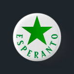 Bóton Redondo 2.54cm Verda Stelo (Estrela Esperanto)<br><div class="desc">O Verda Stelo foi proposto pela primeira vez num artigo de 1892 em La Esperantisto para ser usado como símbolo do reconhecimento mútuo entre esperantistas. A bandeira foi criada pelo Clube Esperanto de Boulogne-sur-Mer, inicialmente para seu próprio uso, mas foi adotada como bandeira do movimento esperanto mundial por decisão do...</div>