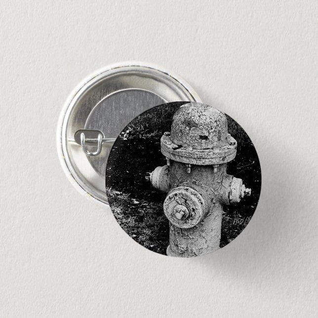 Bóton Redondo 2.54cm Worn Chipped Rusty Old Fire Hydrant Photo Pin (Frente & Verso)