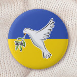 Bóton Redondo 5.08cm A paz na Ucrânia, bandeira da Ucrânia, faz luta co<br><div class="desc">Botão anti-guerra da Ucrânia com um carregando branco de pomba e um galho de oliveira em um fundo azul e amarelo da bandeira ucraniana.</div>
