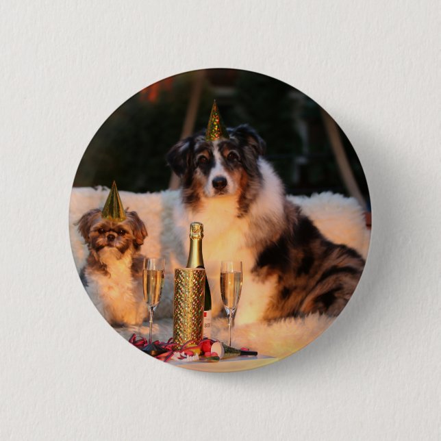 Bóton Redondo 5.08cm Cães Celebrando Ano Novo (Frente)