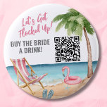 Bóton Redondo 5.08cm Código QR do comprar A Drink<br><div class="desc">Cute Beach Bachelorette Comprar Bride Um botão Drink QR Code. Agarre para toda a sua tripulação para vestir aos bares ou aos clubes! Um tema legal de praia aquarela com tons cor-de-rosa e cor-de-rosa, colocando a vibração para uma fuga de praia com a noiva e seus besties. De viagens à...</div>