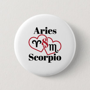 Bóton Redondo 5.08cm Corações de Aries e Scorpio Casal de Astrologia 