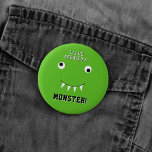 Bóton Redondo 5.08cm "Criamos um monstro" Chá de fraldas de Halloween<br><div class="desc">Estes botões são perfeitos para qualquer um que tenha uma chá de fraldas neste Halloween. Este design é fácil de personalizar com a sua redação de eventos especiais e seus convidados ficarão entusiasmados quando eles virem esses botões fabulosos de festas. Itens correspondentes podem ser encontrados na coleção.</div>