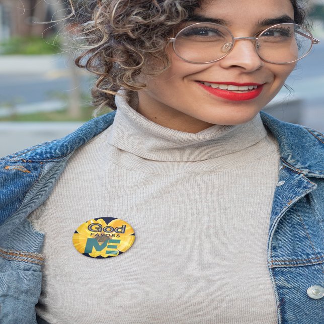 Bóton Redondo 5.08cm Deus me favorece (Criador carregado)