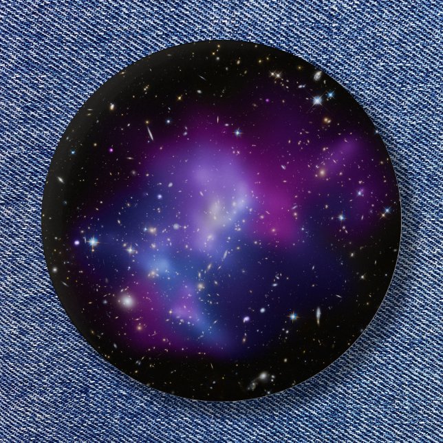 Bóton Redondo 5.08cm Galaxy Cluster MACS J0717 Foto Celestial Roxa (Galaxy Cluster MACS J0717 Purple Celestial Photo Pinback Button)