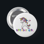 Bóton Redondo 5.08cm Garota de Nascimento do Unicórnio Colorido Brilhan<br><div class="desc">Tendência,  cor brilhante Dabbing Unicorn Birthday Girl Design. Este design muito popular combina com uma variedade de idades. Púrpura,  Rosa,  Verde,  Amarelo e Azul,  os corantes vão torná-lo um verdadeiro destaque!</div>
