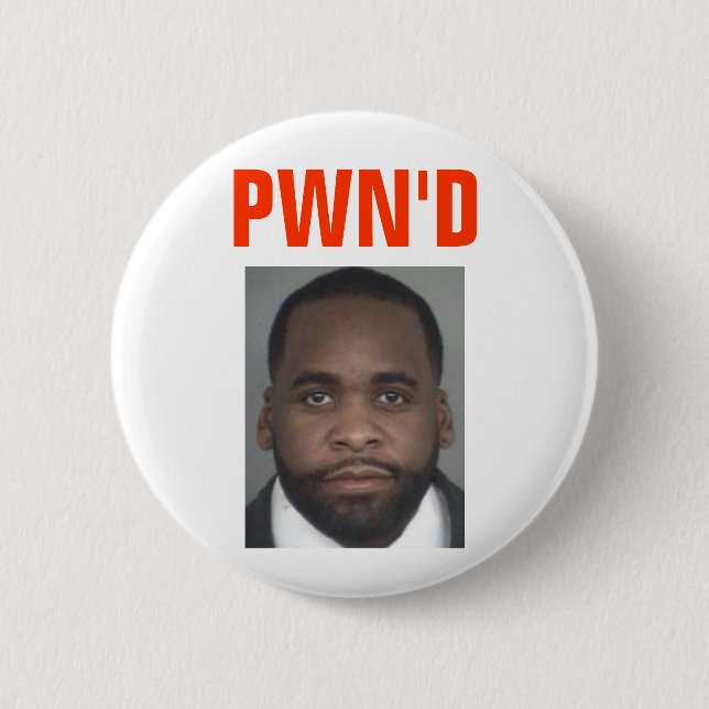 Bóton Redondo 5.08cm Kwame Kilpatrick: PWN'D (Frente)