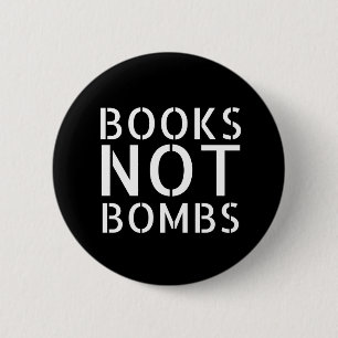 Bóton Redondo 5.08cm Livros Não Bombas - Slogan Antiguerra