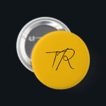 Bóton Redondo 5.08cm Mínimo de iniciais personalizadas de tipografia si<br><div class="desc">Simples mão preta escrevendo iniciais personalizadas tipográficas design minimalistas em fundo laranja mostarda.</div>