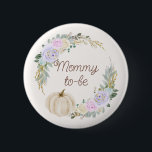 Bóton Redondo 5.08cm Mommy-to-be Fall Pumpkin Baby Shower<br><div class="desc">Celebrate the mommy-to-be with this cute fall-themed baby shower button! The design features pastel floral in a leafy wreath design,  with a cream pumpkin for some autumn flair. :)</div>