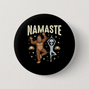 Bóton Redondo 5.08cm Namaste Pé Grande Yoga Espiritual Alien Lança Lótu